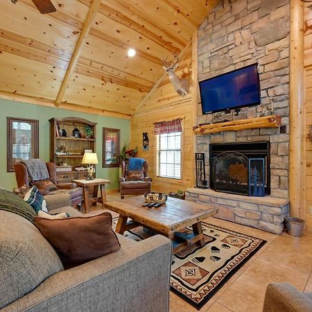 Broken Bow Cabin With Hot Tub And Deck - 4 Mi To Lake! Exterior foto